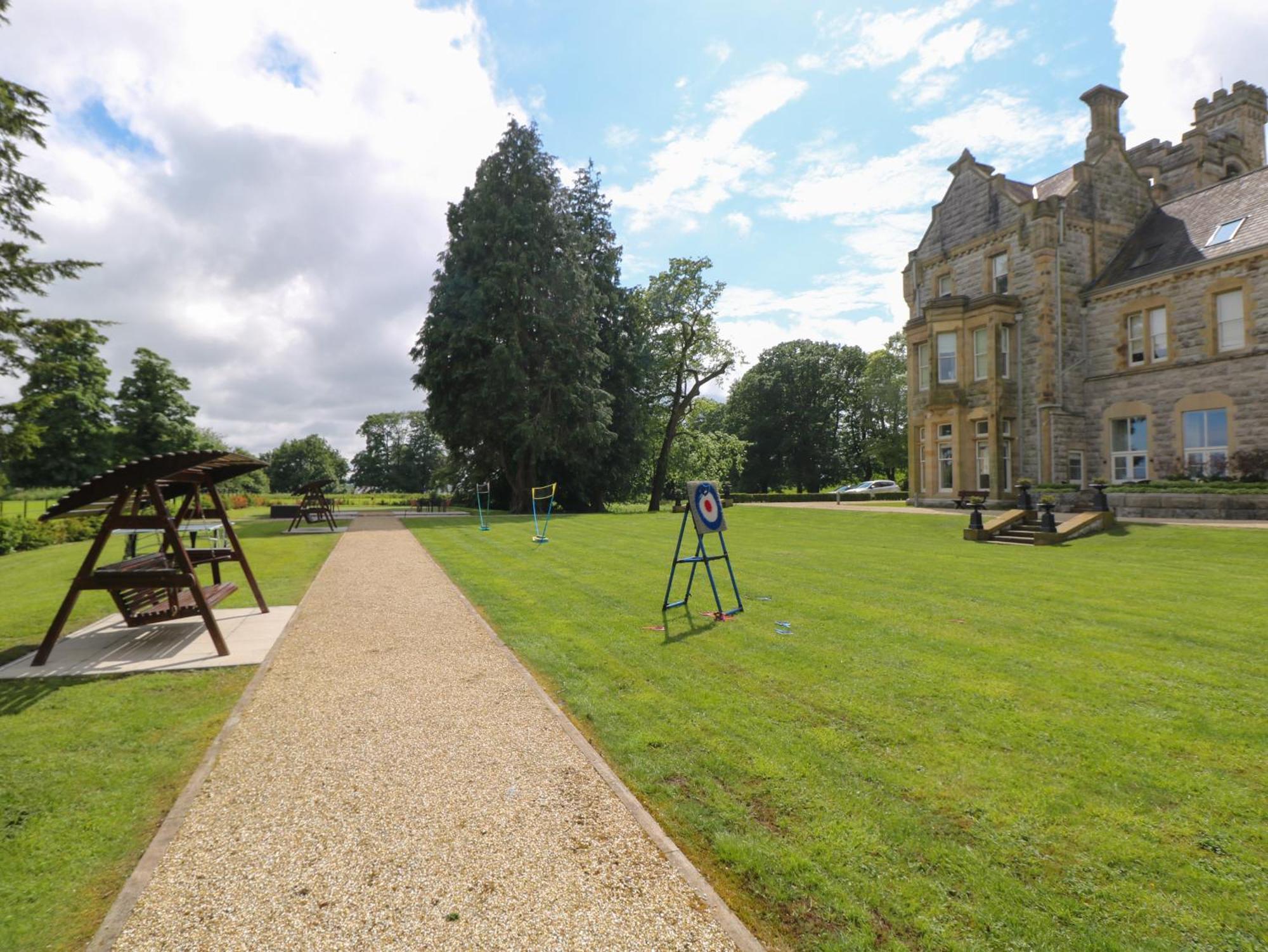 The Violet Suite Stone Cross Mansion Ълвърстън Екстериор снимка